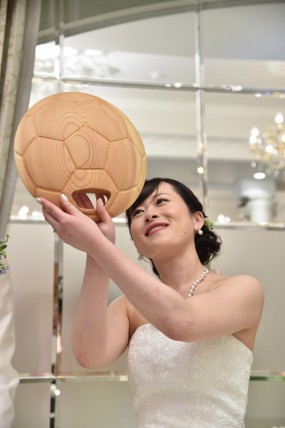 サッカーボール 型ファーストバイト